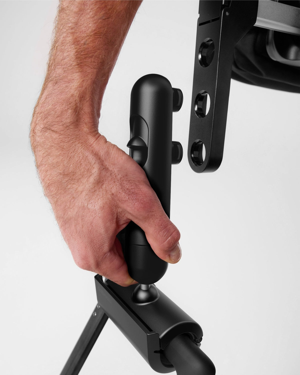 Hands Down® Luggage Holders - Cabeau