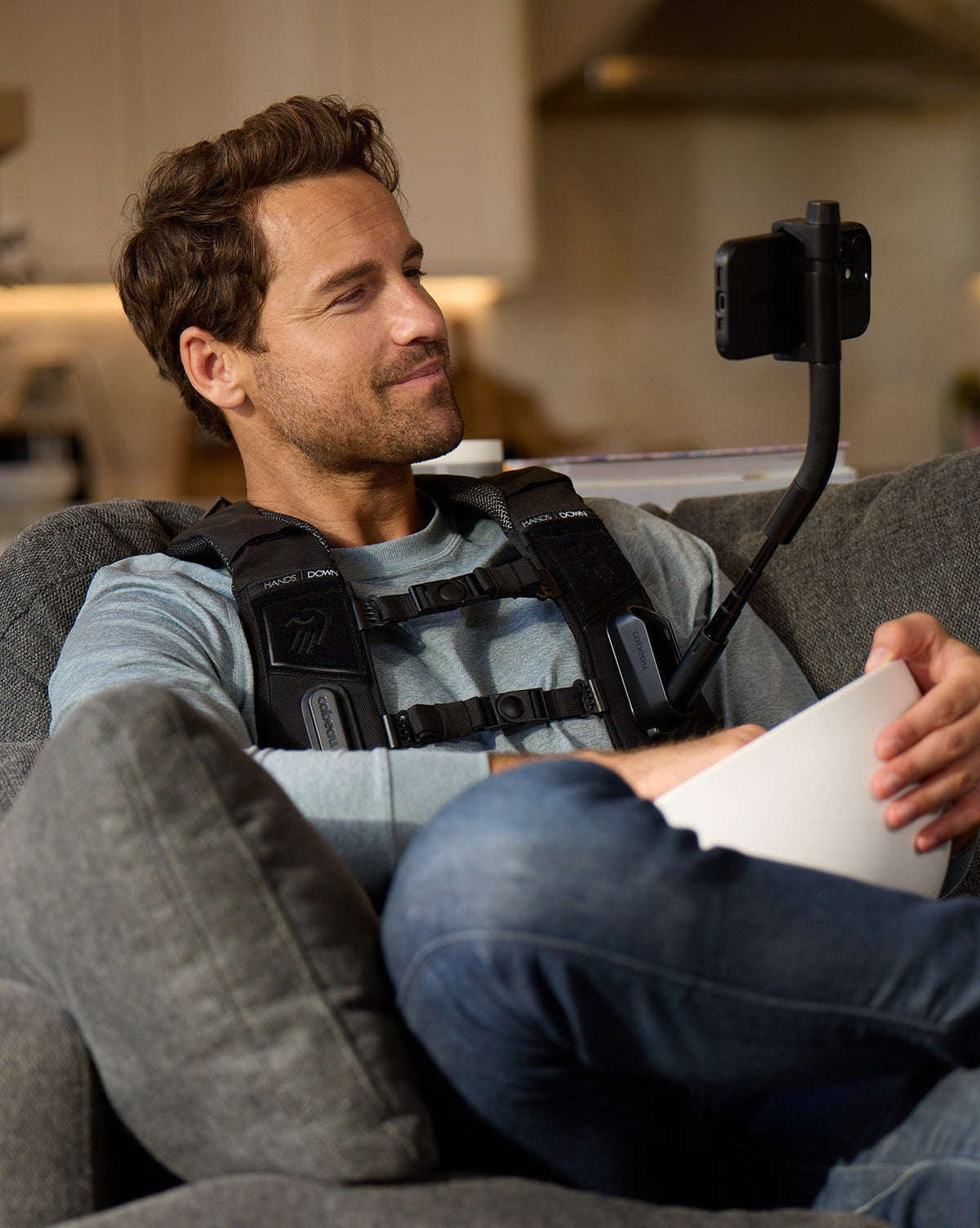 Hands Down® Phone Holder - Cabeau